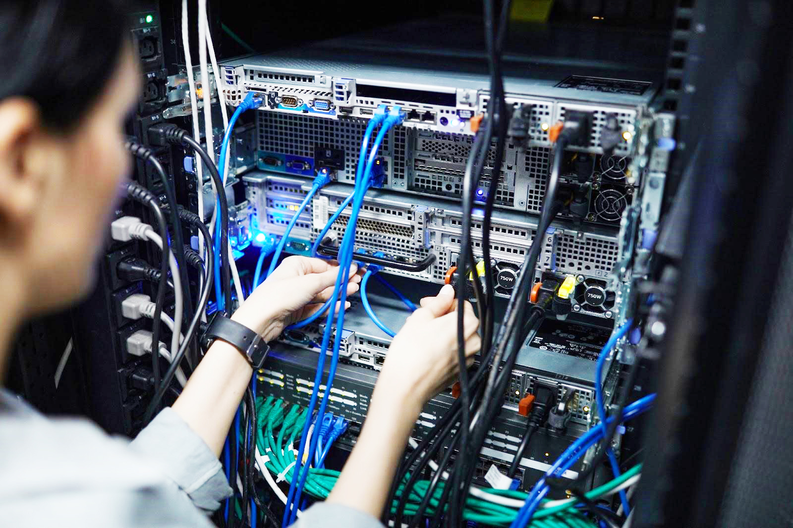 機架式伺服器元件介紹