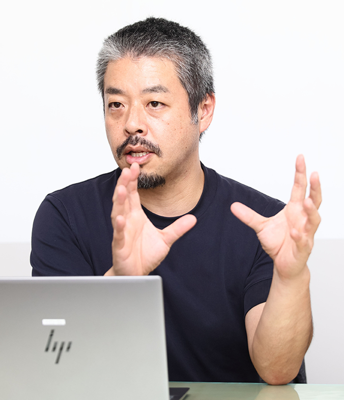 総務部 総務・労務グループ グループ長 小野様